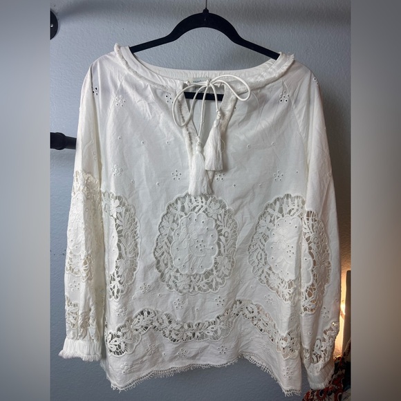 Sundance Tops - Sundance White Top Sz Small